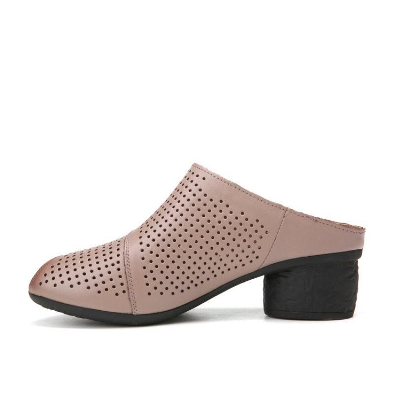 Etniska Blommor Bowknot Dekor Ihålig Tryckt Kohud Läder Peep Toe Heel Sandas.