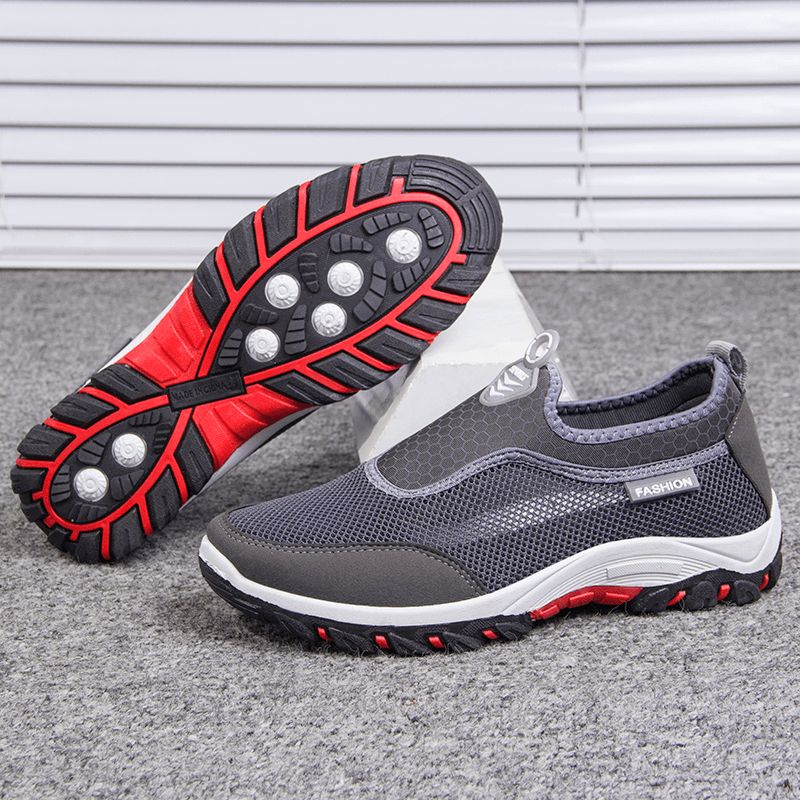 Män Sport Splicing Mesh Tyg Andas Slip On Casual Walking Skor