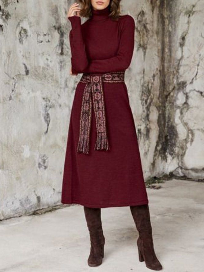 Turtleneck Burgundy A-Line Solid Midi-Klänning (Exklusive Bälte)