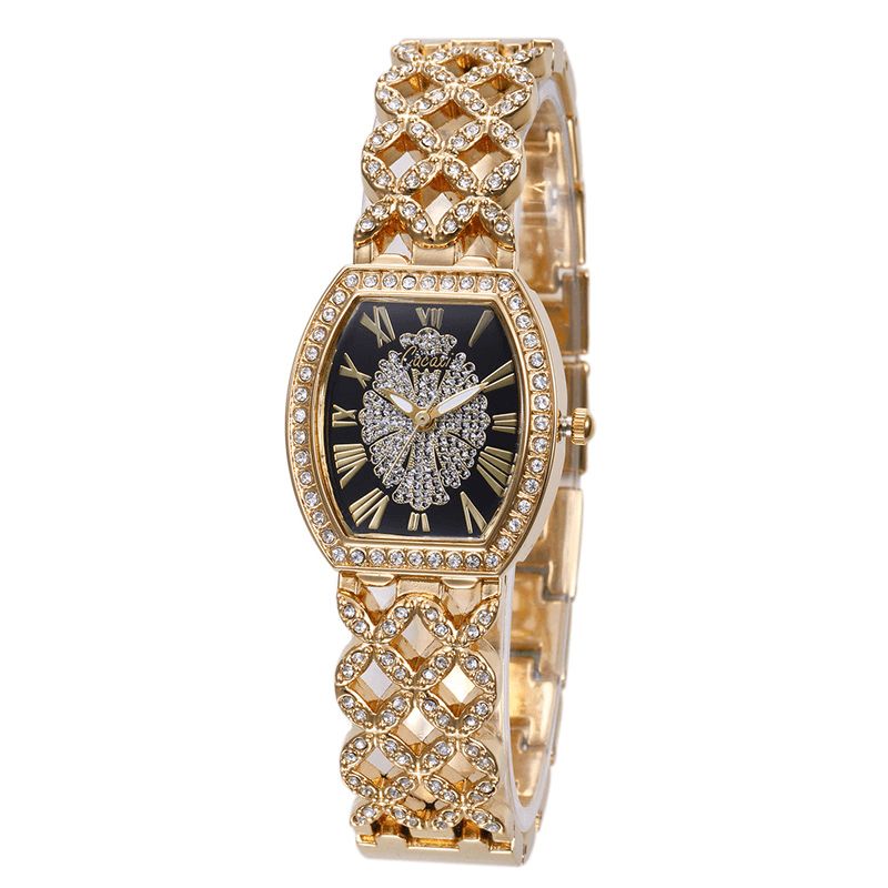 Cacaxi A131 Mode Light Luxury Hollow Diamond Kvinnor Kvartsur