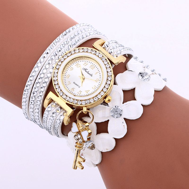 Mode Crystal Circle Armband Kvinnor Klocka Enkel Dial Flowear Mönster Kvartsur