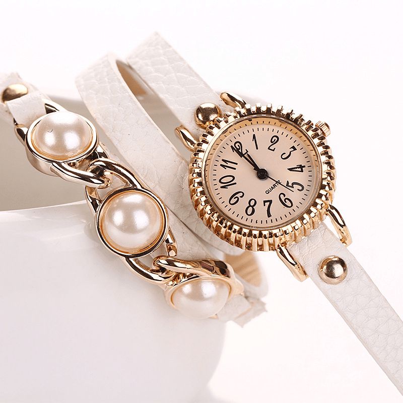 Mode Three Pearl Damklocka Damklänning Watch Armband Kvartsur