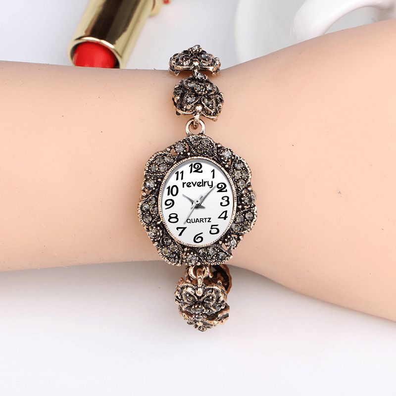 Qingxiya R2066 Retro Stil Damarmbandsklocka Crystal Luxury Kvartsur