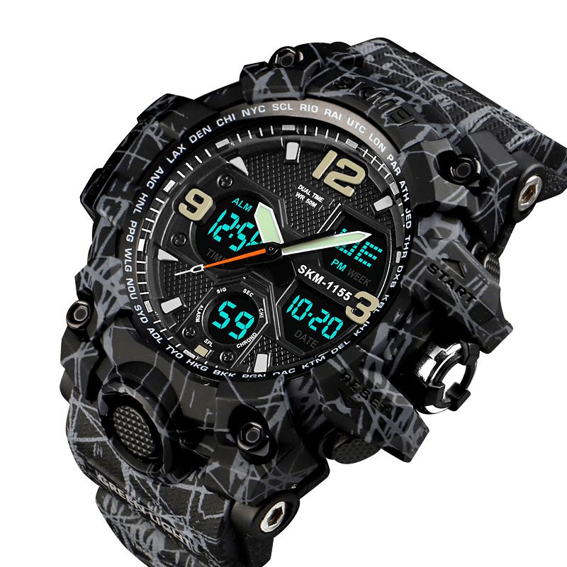 Skmei 1155B Military Camouflage Vattentät Multi-Function Outdoor Dual Digital Watch