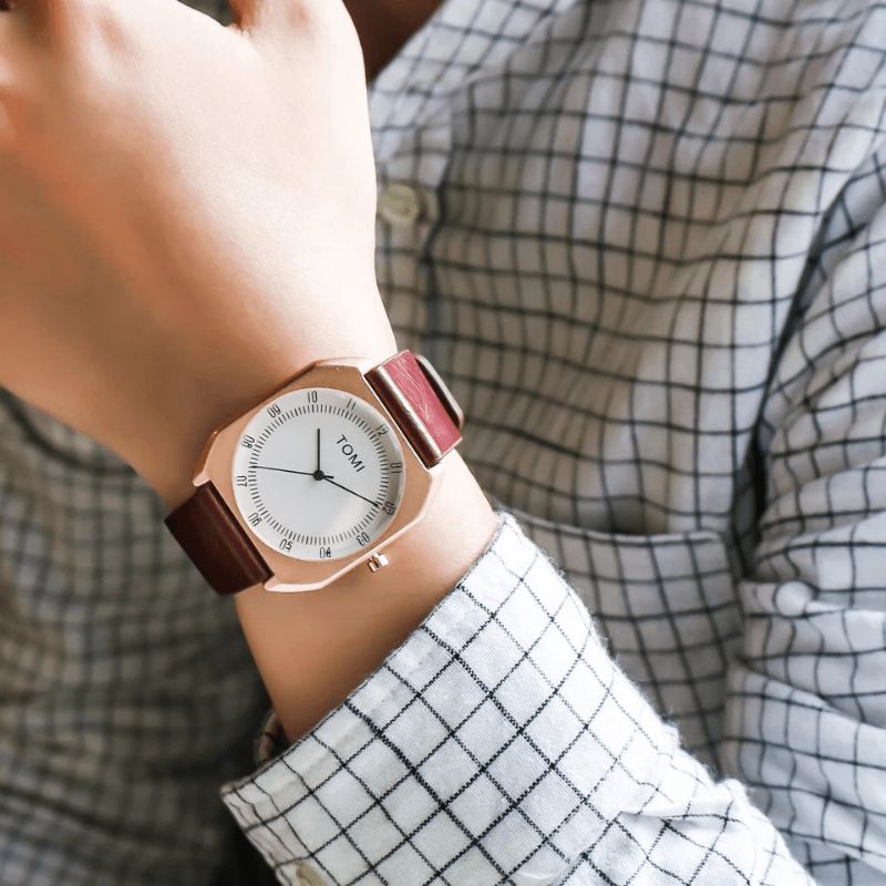 Tomi Mode Herr Watch Ultra Thin Dial Casual Läderrem Kvartsur