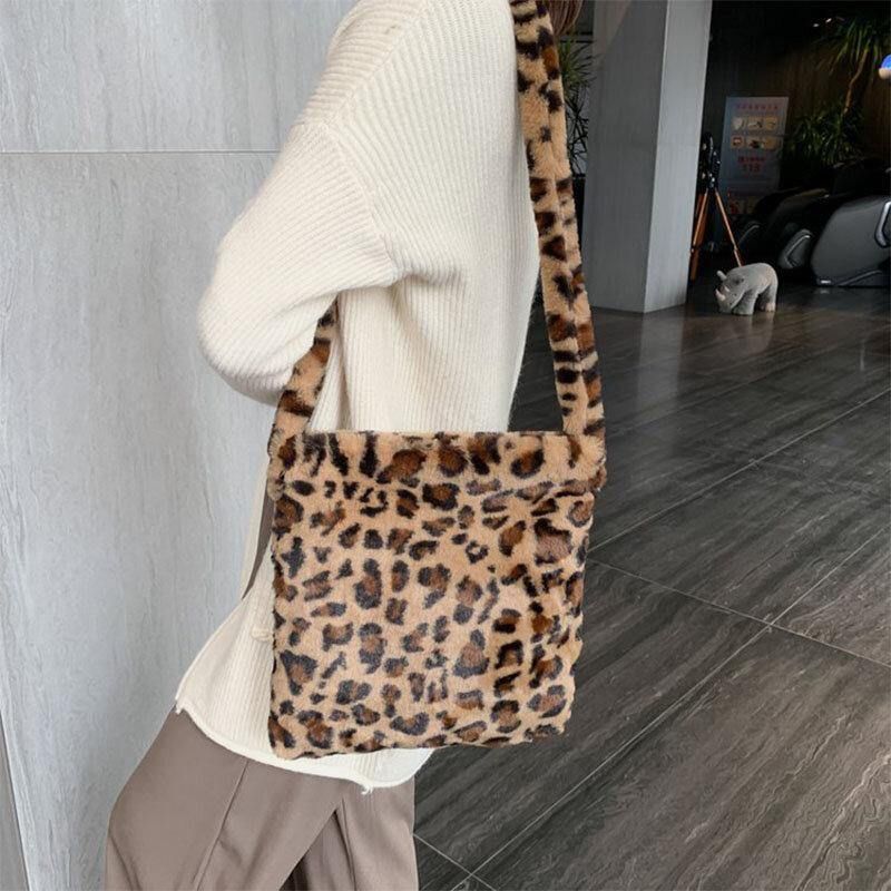 Kvinnor Kändes Mjukt Leopardmönster Söt Casual Personality Axelväska Crossbody-Väska