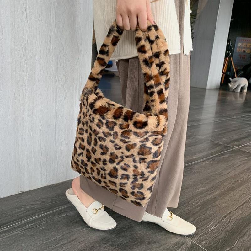 Kvinnor Kändes Mjukt Leopardmönster Söt Casual Personality Axelväska Crossbody-Väska