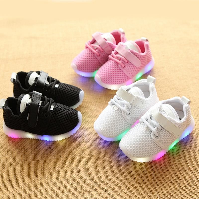 Glödande Led-Sommarsneakers För Barn